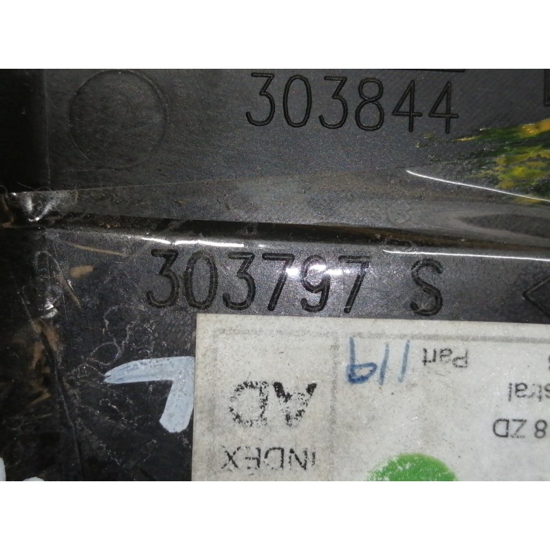 Recambio de rejilla aireadora para citroën c4 grand picasso sx referencia OEM IAM 96541118  