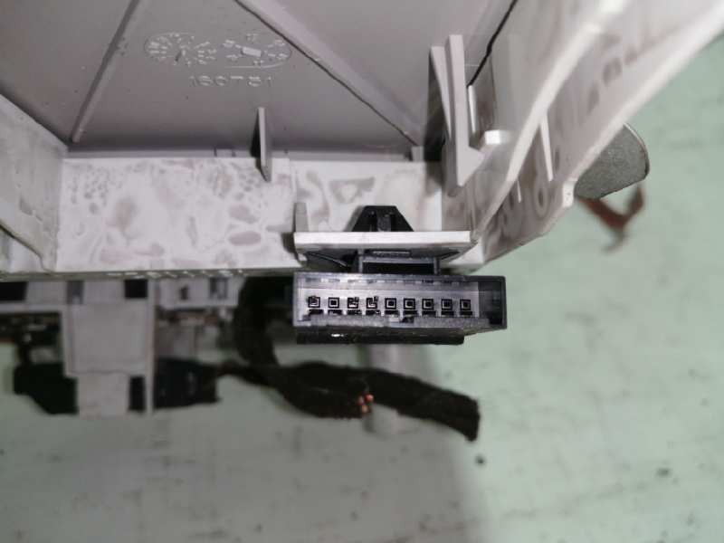 Recambio de luz interior para opel astra gtc enjoy referencia OEM IAM   