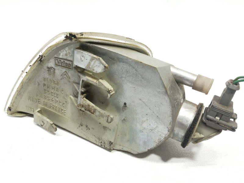 Recambio de piloto delantero derecho para citroën saxo 1.5 d sx referencia OEM IAM   