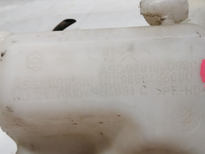 Recambio de deposito limpia para citroën c4 grand picasso sx referencia OEM IAM 9681860980  