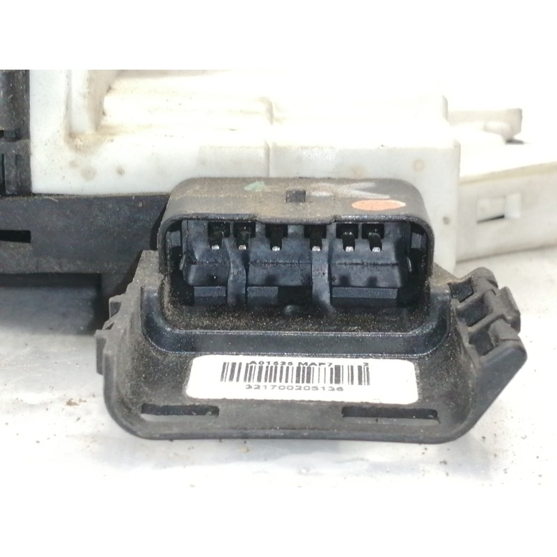 Recambio de cerradura puerta delantera derecha para peugeot 308 gt referencia OEM IAM A01456 A01547 / 567153 0734007