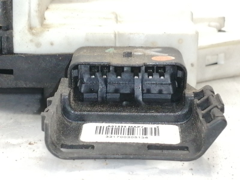 Recambio de cerradura puerta delantera derecha para peugeot 308 gt referencia OEM IAM A01456 A01547 / 567153 0734007