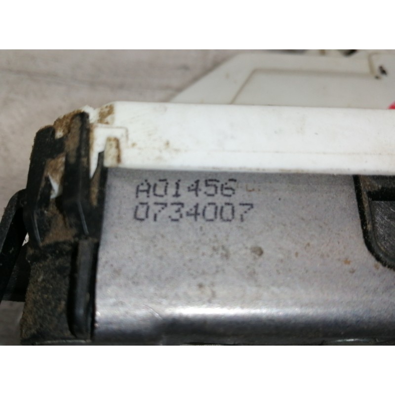 Recambio de cerradura puerta delantera derecha para peugeot 308 gt referencia OEM IAM A01456 A01547 / 567153 0734007