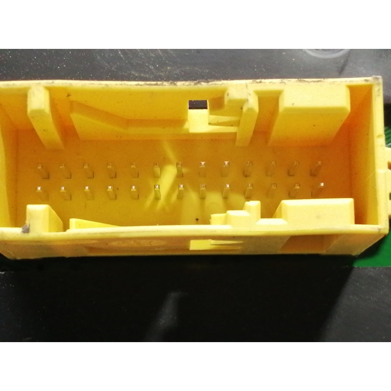 Recambio de cuadro instrumentos para peugeot 308 gt referencia OEM IAM 9665107680  