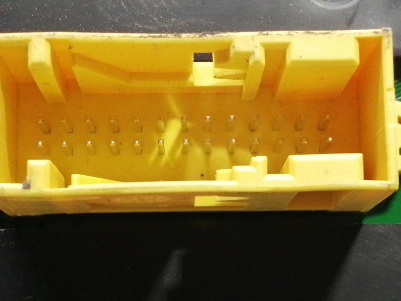 Recambio de cuadro instrumentos para peugeot 308 gt referencia OEM IAM 9665107680  