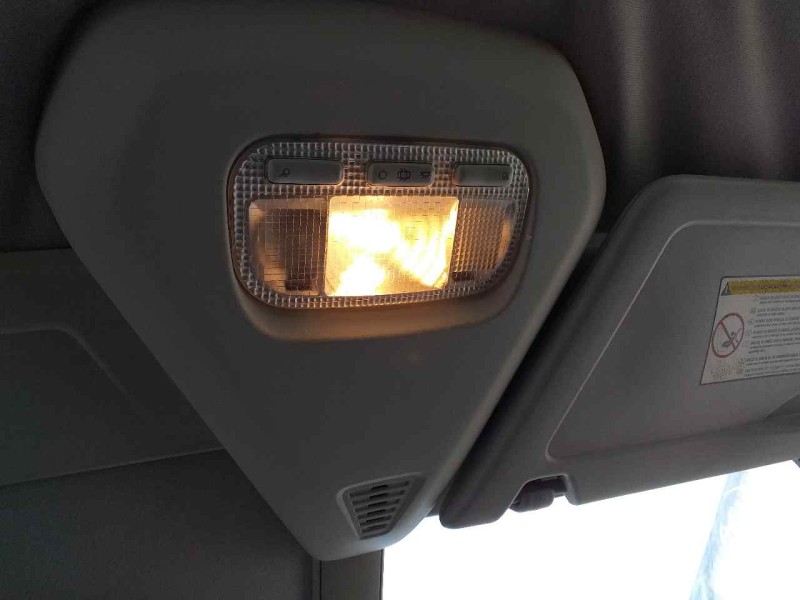 Recambio de luz interior para citroën c4 grand picasso sx referencia OEM IAM   