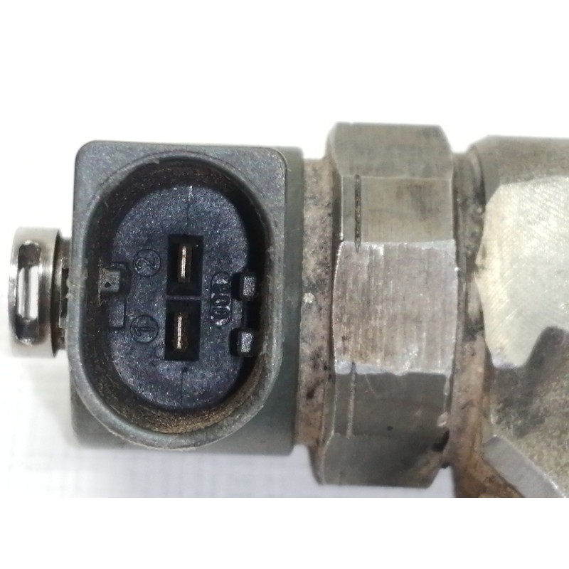 Recambio de inyector para jeep gr.cherokee (wj/wg) 2.7 crd limited referencia OEM IAM 0445110098  