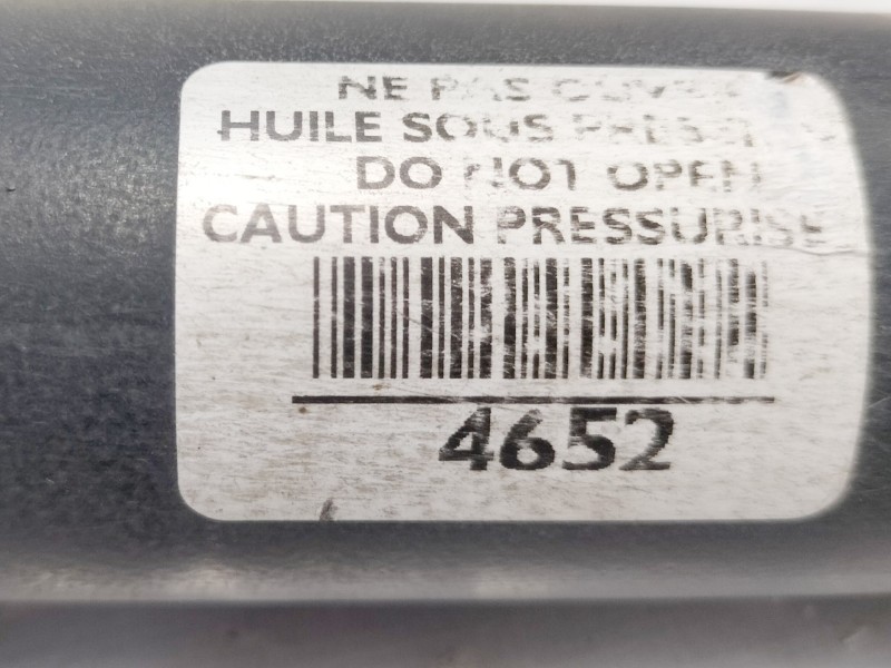 Recambio de amortiguador trasero derecho para peugeot 308 1.6 16v hdi referencia OEM IAM 4652 4652 