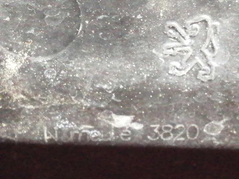 Recambio de aleron trasero para citroën c4 grand picasso 1.6 16v hdi fap referencia OEM IAM 9654435580  