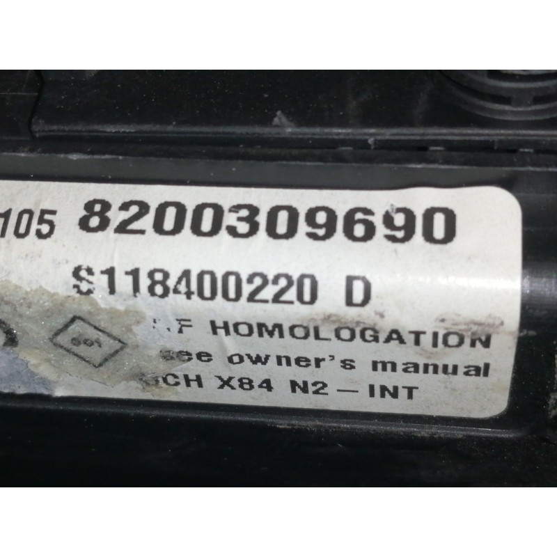 Recambio de modulo electronico para renault megane ii classic berlina confort authentique referencia OEM IAM 8200309690  