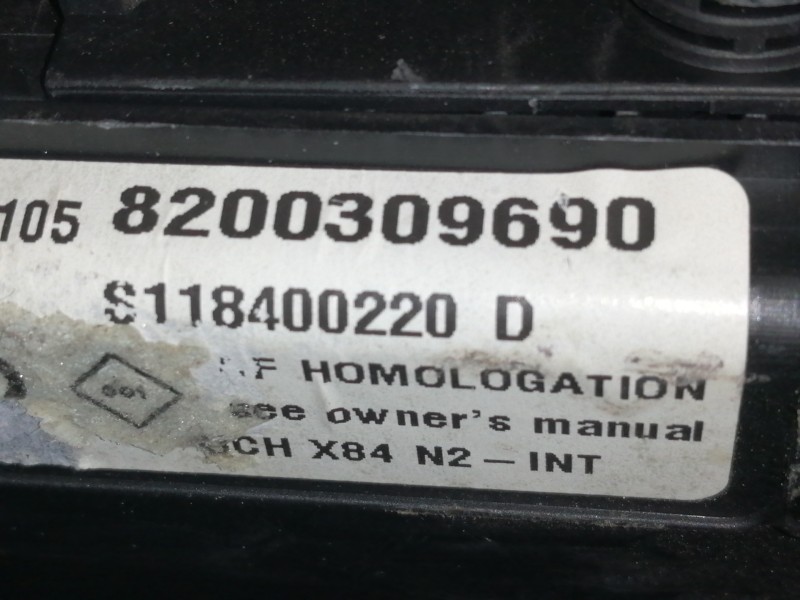 Recambio de modulo electronico para renault megane ii classic berlina confort authentique referencia OEM IAM 8200309690  