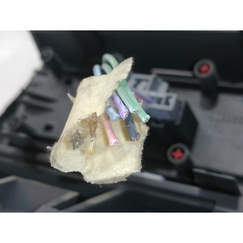 Recambio de warning para renault megane ii classic berlina confort authentique referencia OEM IAM 8200095493  