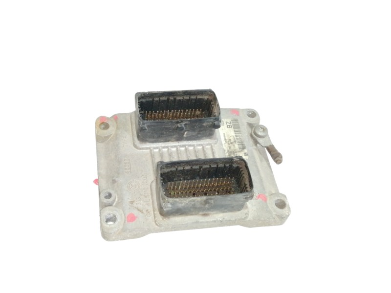 Recambio de centralita motor uce para opel corsa c club referencia OEM IAM 26SA7604  