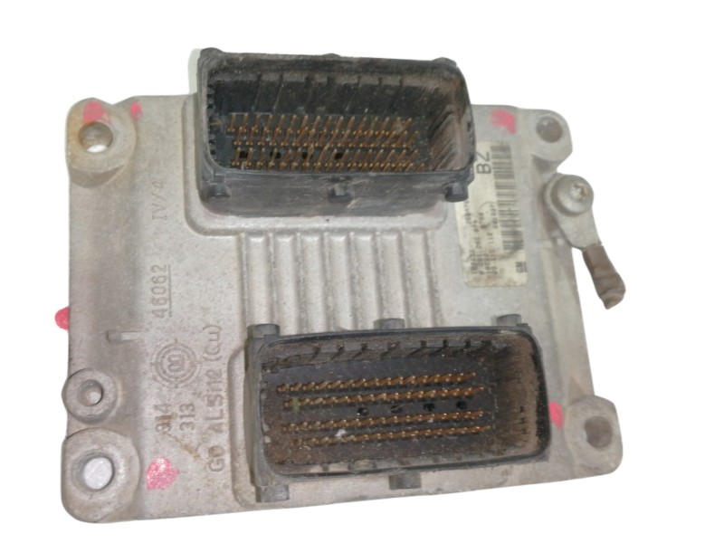 Recambio de centralita motor uce para opel corsa c club referencia OEM IAM 26SA7604  