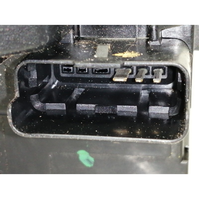 Recambio de cerradura puerta delantera derecha para nissan nv 200 (m20) evalia premium referencia OEM IAM   