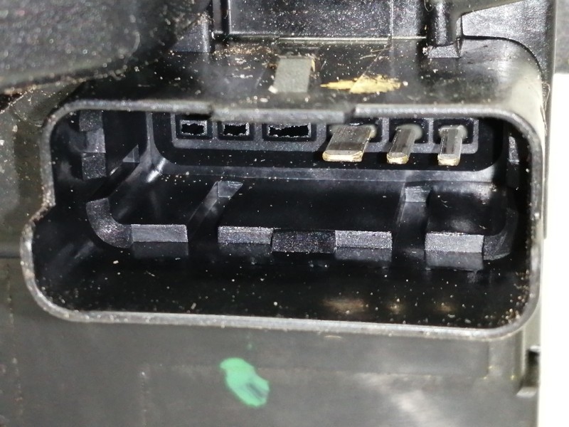 Recambio de cerradura puerta delantera derecha para nissan nv 200 (m20) evalia premium referencia OEM IAM   