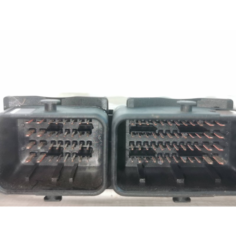 Recambio de centralita motor uce para peugeot 206 berlina xs referencia OEM IAM 0261208101  