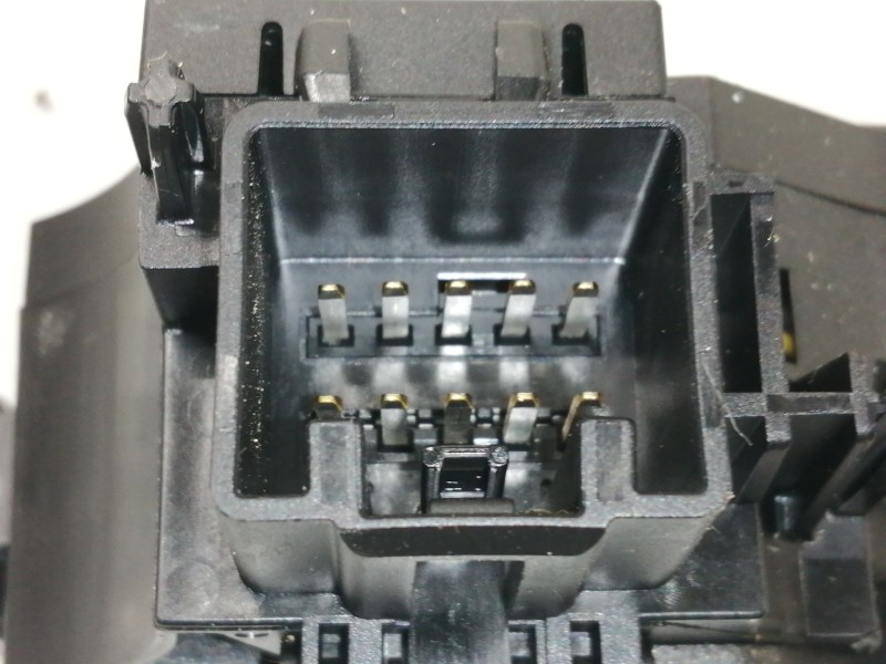 Recambio de mando limpia para ford fiesta (cb1) ghia referencia OEM IAM 8A6T17A553AC  