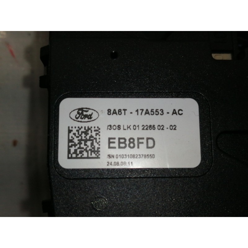 Recambio de mando limpia para ford fiesta (cb1) ghia referencia OEM IAM 8A6T17A553AC  