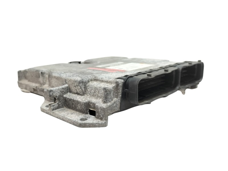 Recambio de centralita motor uce para opel vectra c caravan sport referencia OEM IAM 8973795573  