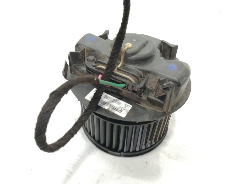 Recambio de motor calefaccion para nissan nv 200 (m20) evalia premium referencia OEM IAM N667217D035W  