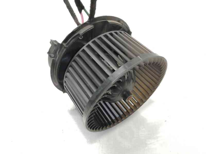 Recambio de motor calefaccion para nissan nv 200 (m20) evalia premium referencia OEM IAM N667217D035W  