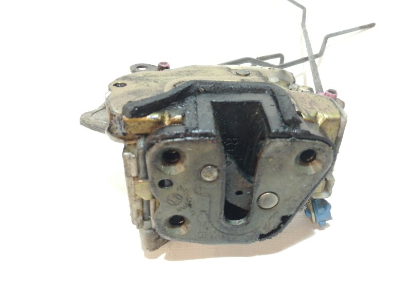 Recambio de cerradura puerta delantera derecha para nissan cabstar e tl35-1 referencia OEM IAM   