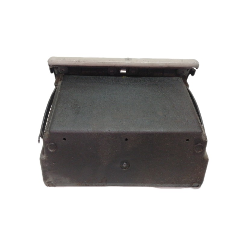 Recambio de guantera para nissan cabstar e tl35-1 referencia OEM IAM   