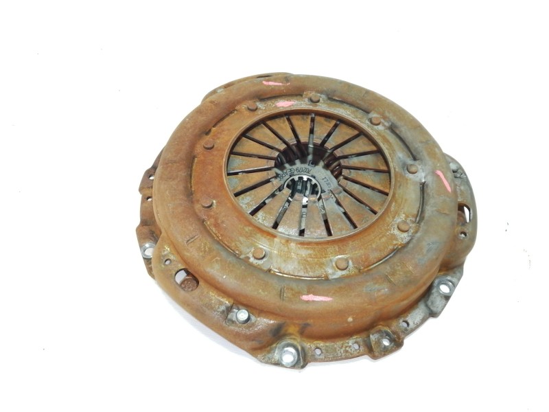 Recambio de kit embrague para nissan cabstar e tl35-1 referencia OEM IAM 702179  