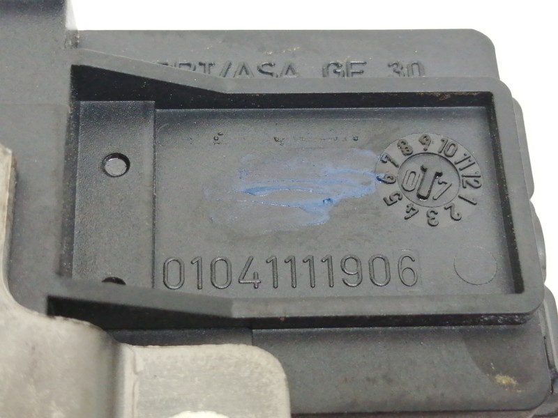 Recambio de cerradura maletero / porton para nissan nv 200 (m20) evalia premium referencia OEM IAM 3M51R442A66 01041111006 