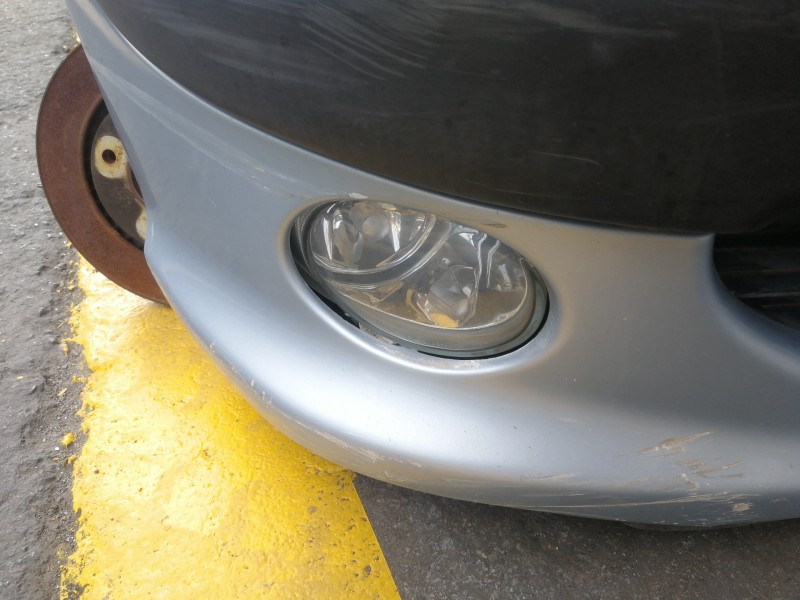 Recambio de faro antiniebla derecho para peugeot 206 cc cc referencia OEM IAM 9628733980  