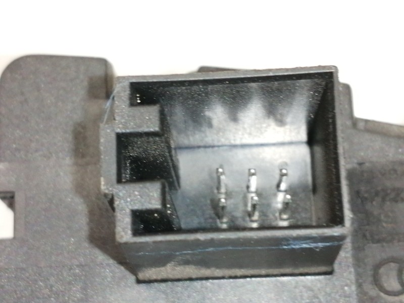 Recambio de interruptor para audi a6 berlina (4f2) 2.0 tdi referencia OEM IAM 4F1927227A  