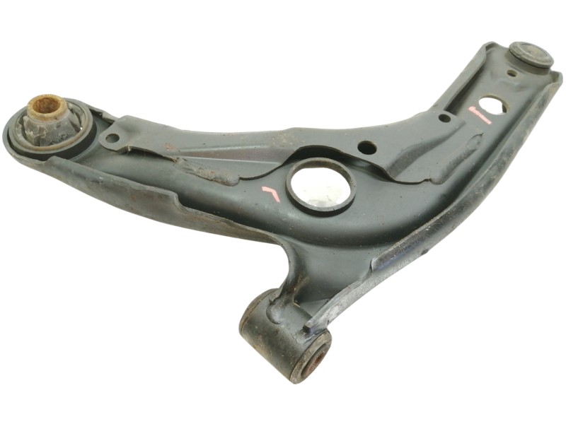 Recambio de brazo suspension inferior delantero derecho para toyota yaris (ksp9/scp9/nlp9) luna referencia OEM IAM   