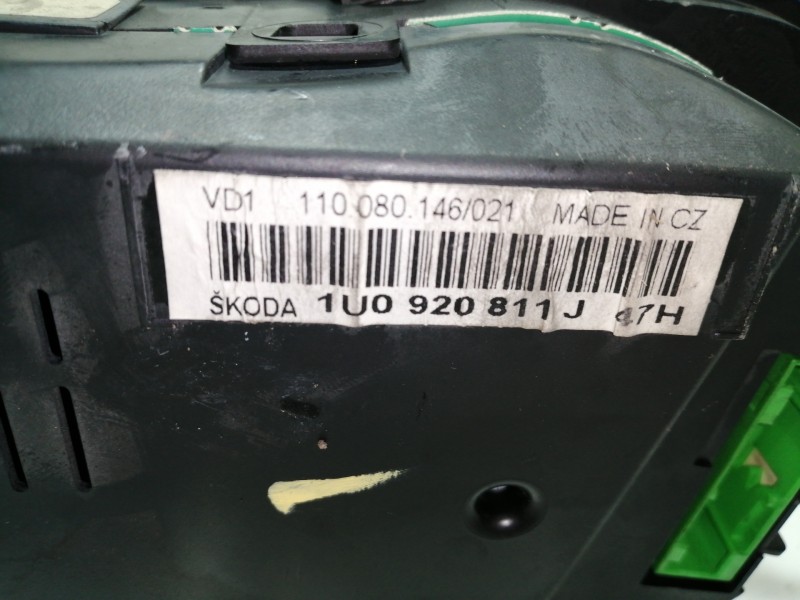 Recambio de cuadro instrumentos para skoda octavia berlina (1u2) 1.9 tdi referencia OEM IAM 1U0920811J  