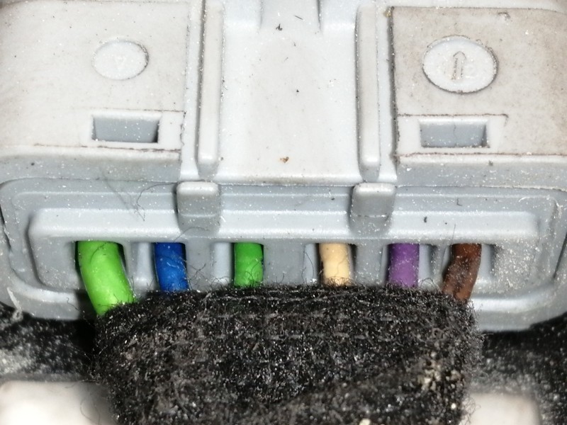 Recambio de cerradura puerta trasera derecha para citroën c4 grand picasso exclusive referencia OEM IAM 24099816 24097816 / 2410