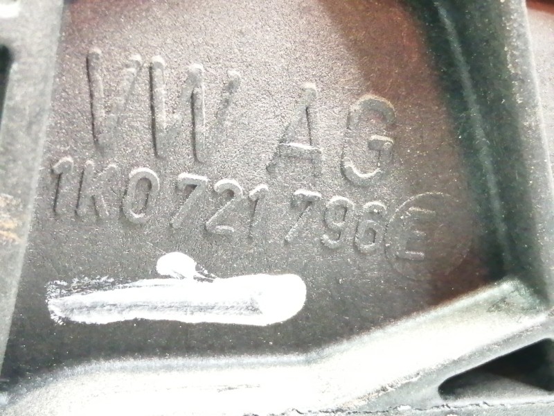 Recambio de pedal embrague para volkswagen golf v berlina (1k1) trendline referencia OEM IAM 1K1721059  