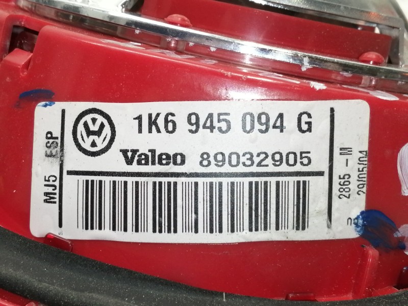 Recambio de piloto trasero derecho interior para volkswagen golf v berlina (1k1) trendline referencia OEM IAM 1K6945094G  