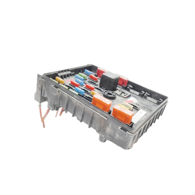 Recambio de caja reles / fusibles para volkswagen passat berlina (3c2) advance 4motion referencia OEM IAM 3C0937125  