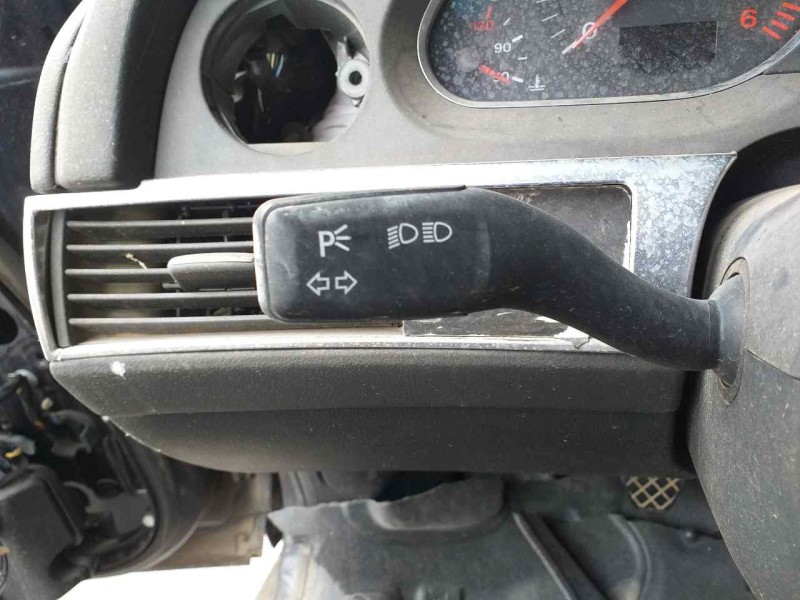 Recambio de mando multifuncion para audi a6 berlina (4f2) 2.0 tdi referencia OEM IAM 4F0953549A  