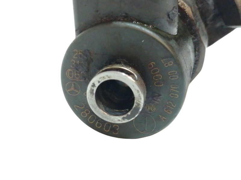 Recambio de inyector para jeep gr.cherokee (wj/wg) 2.7 crd laredo referencia OEM IAM A6120700087  