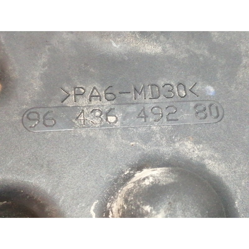 Recambio de tapa distribucion para citroën berlingo cuadro sx referencia OEM IAM 9651560180  