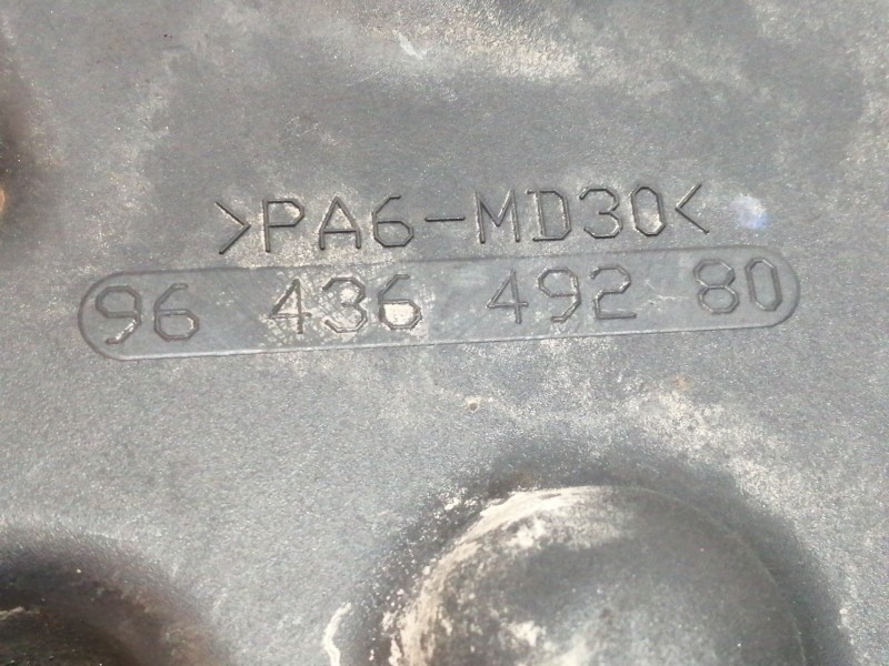 Recambio de tapa distribucion para citroën berlingo cuadro sx referencia OEM IAM 9651560180  