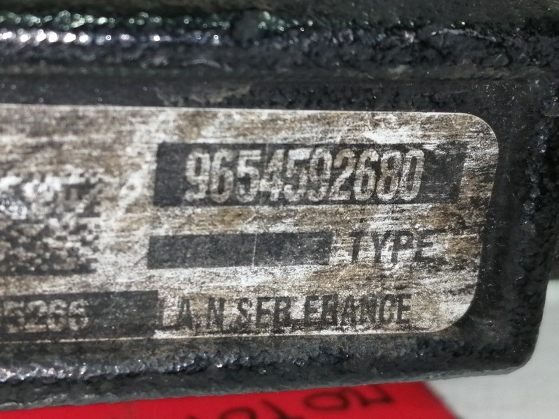 Recambio de rampa inyectora para citroën berlingo cuadro sx referencia OEM IAM 9654592680  