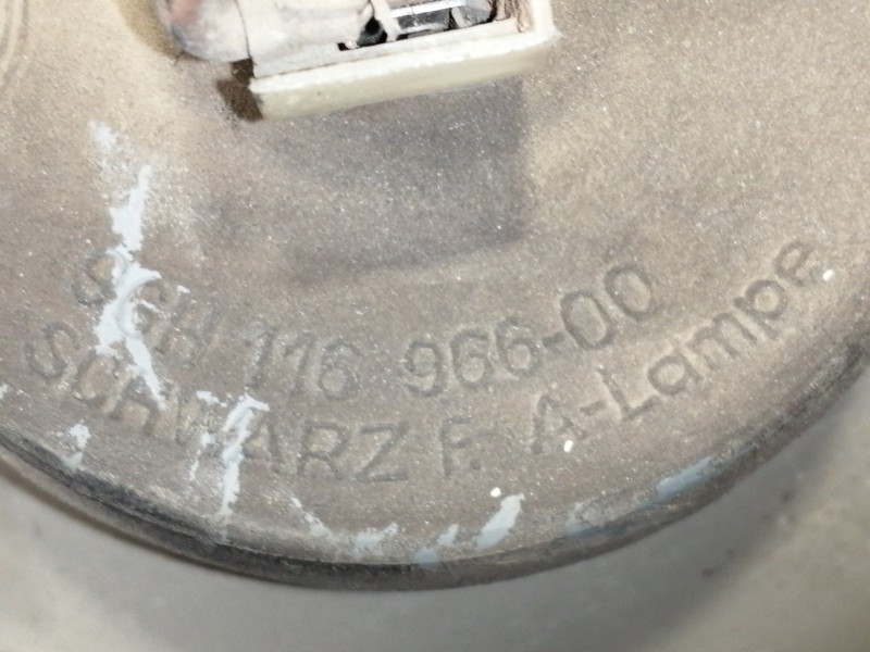 Recambio de faro derecho para mercedes-benz mb 100 d caja cerrada / combi combi i (bm 631.333/343) referencia OEM IAM 11696600  