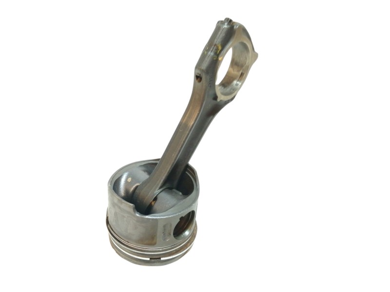 Recambio de piston para jeep gr.cherokee (wj/wg) 2.7 crd laredo referencia OEM IAM   