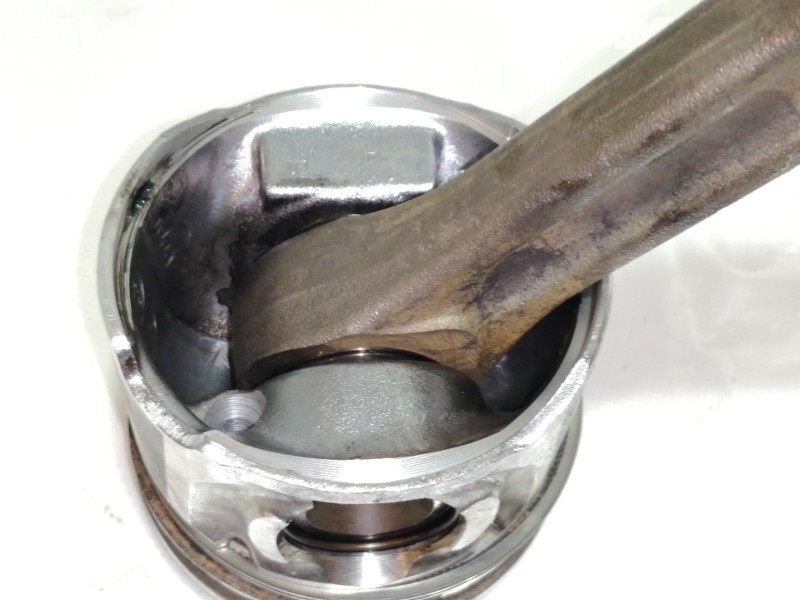 Recambio de piston para citroën berlingo cuadro sx referencia OEM IAM 75L93  