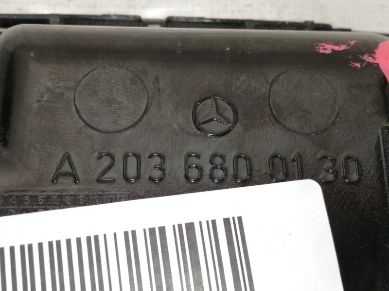 Recambio de cenicero para mercedes-benz clase c (w203) berlina 220 cdi (203.006) referencia OEM IAM A2036800130  