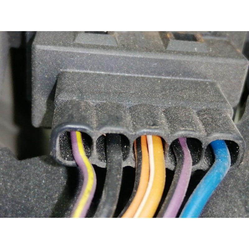 Recambio de piloto trasero izquierdo para ford ka (ccq) básico referencia OEM IAM 97KG13N004  