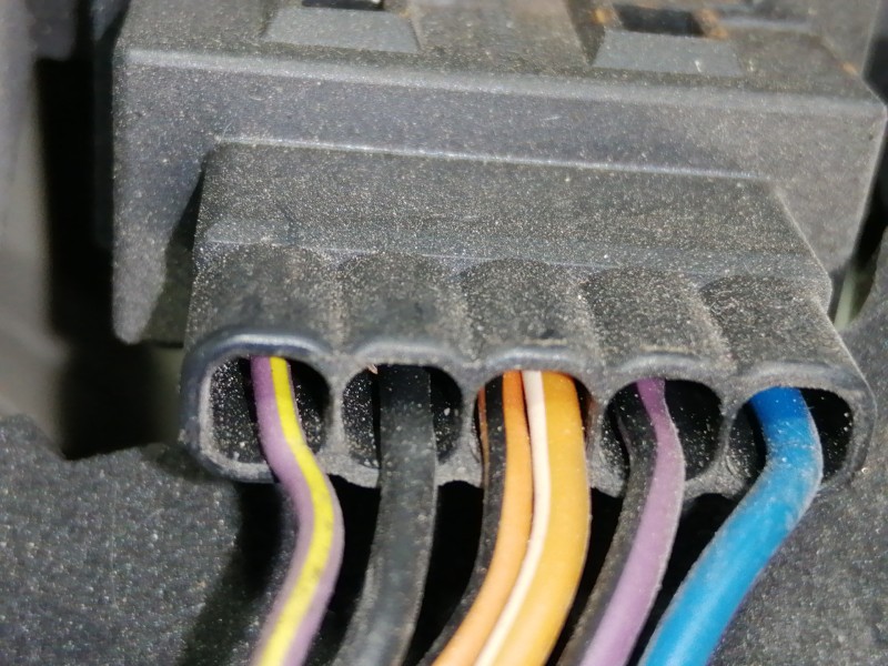 Recambio de piloto trasero izquierdo para ford ka (ccq) básico referencia OEM IAM 97KG13N004  