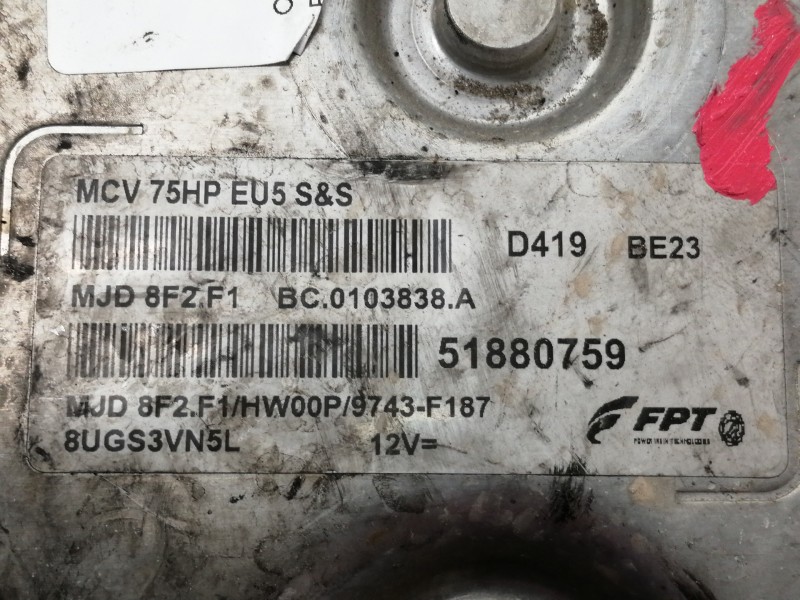 Recambio de centralita motor uce para peugeot bipper 1.3 16v hdi fap referencia OEM IAM 51880759  